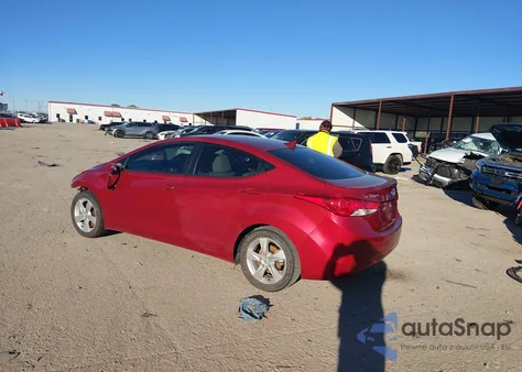 2013 Hyundai Elantra Gls/Limited from USA, damaged, VIN KMHDH4AEXDU493045